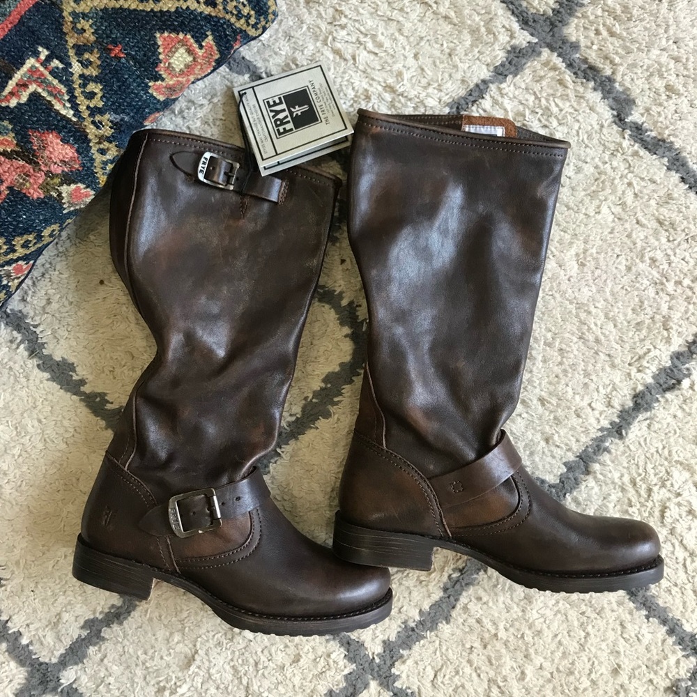 NWT Dark brown Frye Veronica Slouch Boots